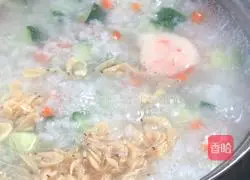 Illustration of how to make cucumber and shrimp skin porridge 11