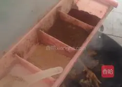 Illustration of how to make chicken stewed sweet potato pot stickers 5