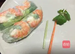 Illustration of Vietnamese shrimp spring rolls 3