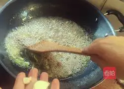 Illustration of making spring rolls in June 4