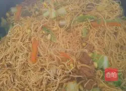 Illustration of chicken braised noodles 10