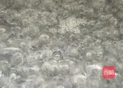 Illustration of how to make homemade rice noodles 4