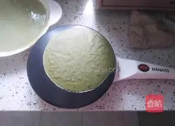 Illustration of how to make three-strand spring rolls 2