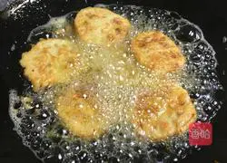 Illustration of making lotus root box 13