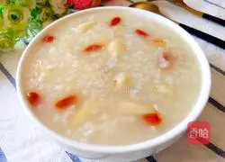 Illustration of how to make rock sugar lily porridge 8