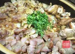 Illustration of how to make lameyaki oil and salt claypot rice 5