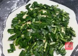 Illustration of how to make fermented leek box 4