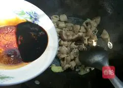 Chicken and Mushroom Braised Rice Recipe Illustration 8