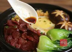 Cantonese Style Cured Meat Claypot Rice Recipe Illustration 9