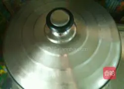 Illustration of how to make cornmeal cake 7