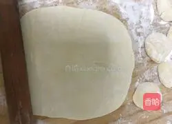 Illustration of how to make vegetable steamed buns (leeks and eggs box) 5