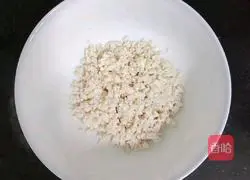 Illustration of how to make oatmeal chicken porridge (baby food supplement) 7