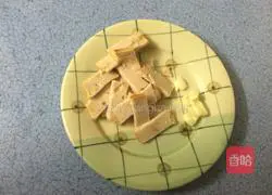 Illustration of how to make fried beans and meatloaf 3