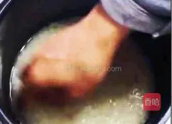 Illustration of how to make four treasures baked rice in rice cooker 1