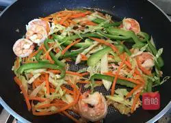 Thai Shrimp Burger Recipe Illustration 4