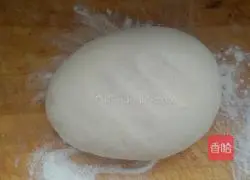 Illustration of how to make salt and pepper rolls 2