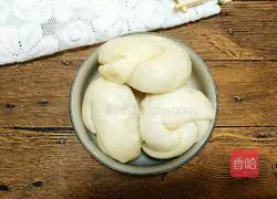 Fresh Scallion Roll Recipe Illustration 17