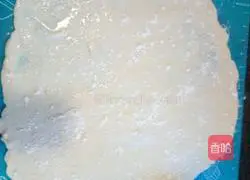 Illustration of how to make scallion, ham and sausage rolls 6