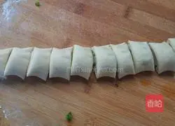 Thousand-layer Chive Rolls Recipe Illustration 9