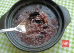 Black bean and mulberry casserole porridge (simple version) recipe 7