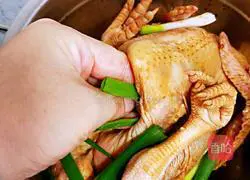 Illustration of rice cooker baked chicken 12