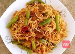 Illustration of how to make braised beans and noodles 10