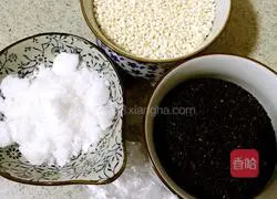 Illustration of how to make black sesame rice balls 1