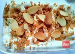 Illustration of how to make caramel sea salt box cake 3