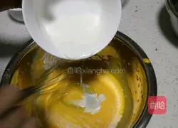 Fruit Oreo Box Cake Recipe Illustration 2