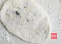 Illustration of how to make bean paste rolls 3