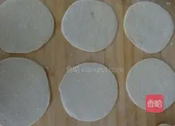 Illustration of how to make fermented leek box 6