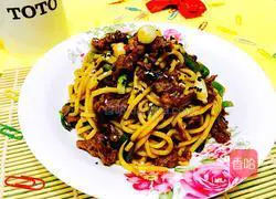Illustration of how to make beef fried rice noodles 11