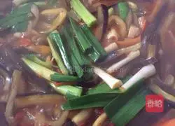 How to braise noodles Illustration 4