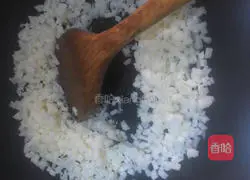 Illustration of how to make stuffed rolls (rolled rice noodles) and rice noodles 3