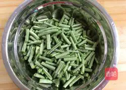 Illustration of braised noodles 3