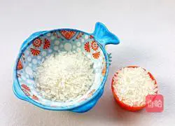 Illustration of how to make rice carrot porridge 2