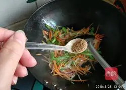 Illustration of how to make stir-fried pasta 8