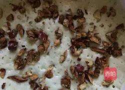 Illustration of how to make gold and jade hair cake 3