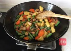 Illustration of how to make braised pork belly rice 5