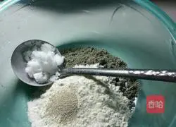 Illustration of how to make Miaofu-like hair cake 2