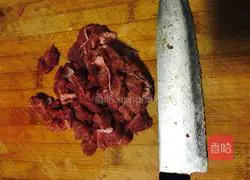 Illustration of how to make Big Mac hamburgers 2