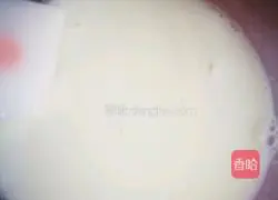 Illustration of how to make rose hair cake 1