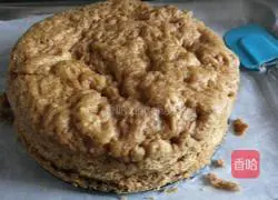 Illustration of how to make jujube, walnut, brown sugar and cornmeal cake 13