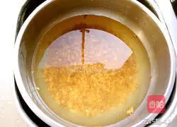 Illustration of how to make scallops and three fresh chives box 11