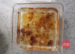 Illustration of how to make peach gum brown sugar rice porridge 2