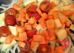 Illustration of Baked Rice with Chicken in Mushroom Sauce 7