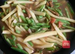 Hoh Illustration of braised noodles 11