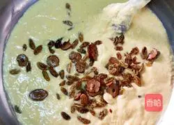 Illustration of how to make cornmeal cake 3