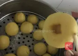 Illustration of how to make steamed buns 9