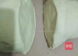 Illustration of how to make chive rolls 6